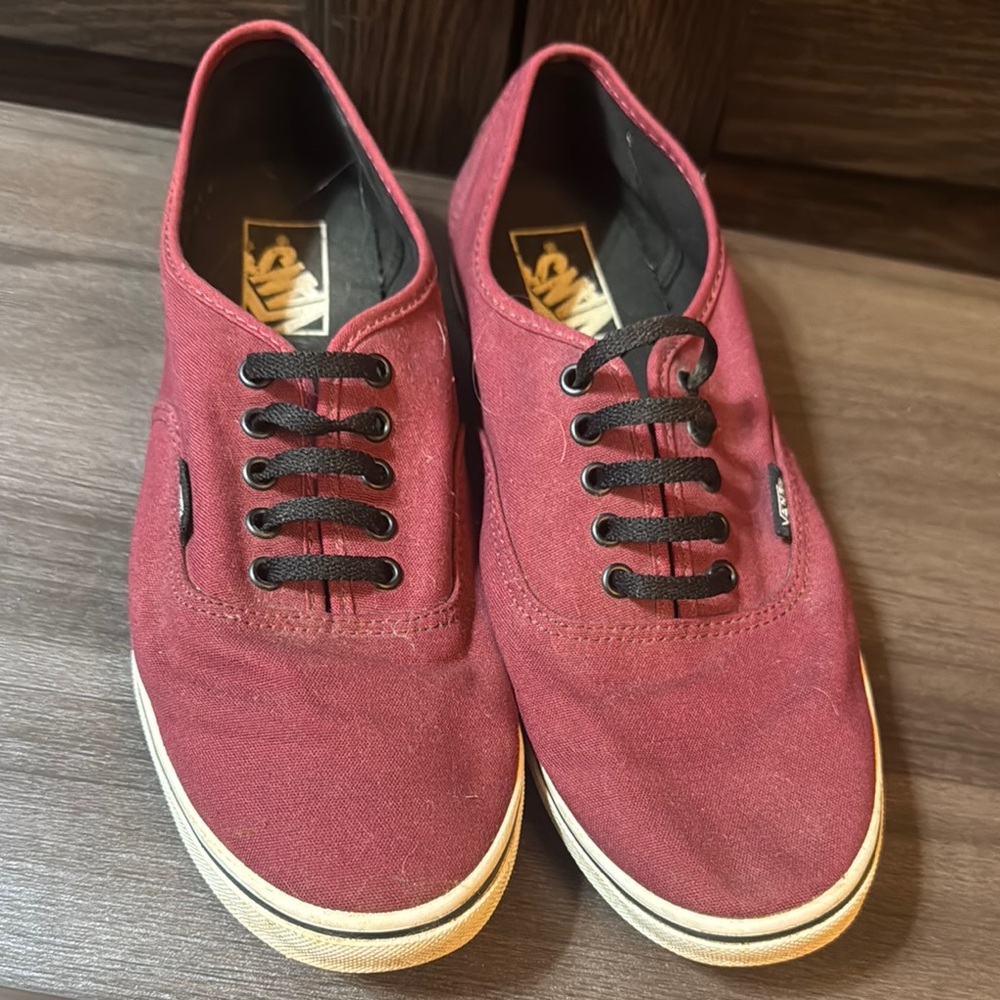Vans Maroon Sneakers Classic Skate Style